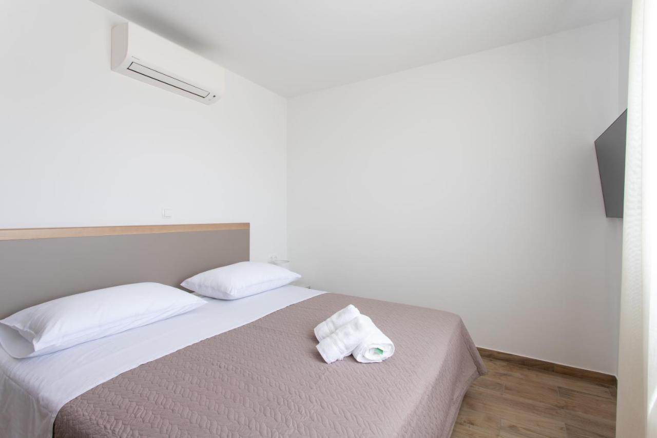 Hill Apartament *