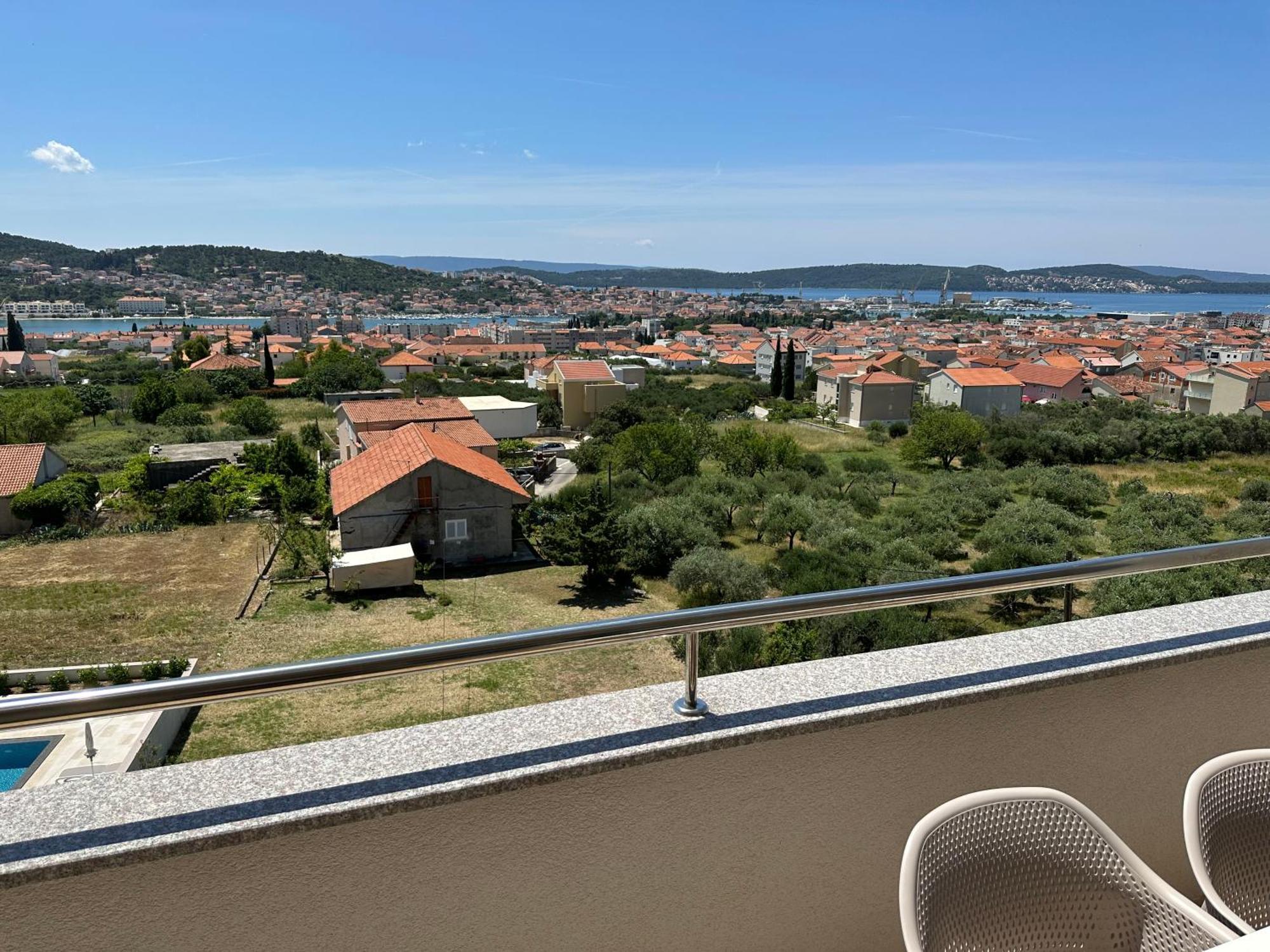 Apartament Hill *