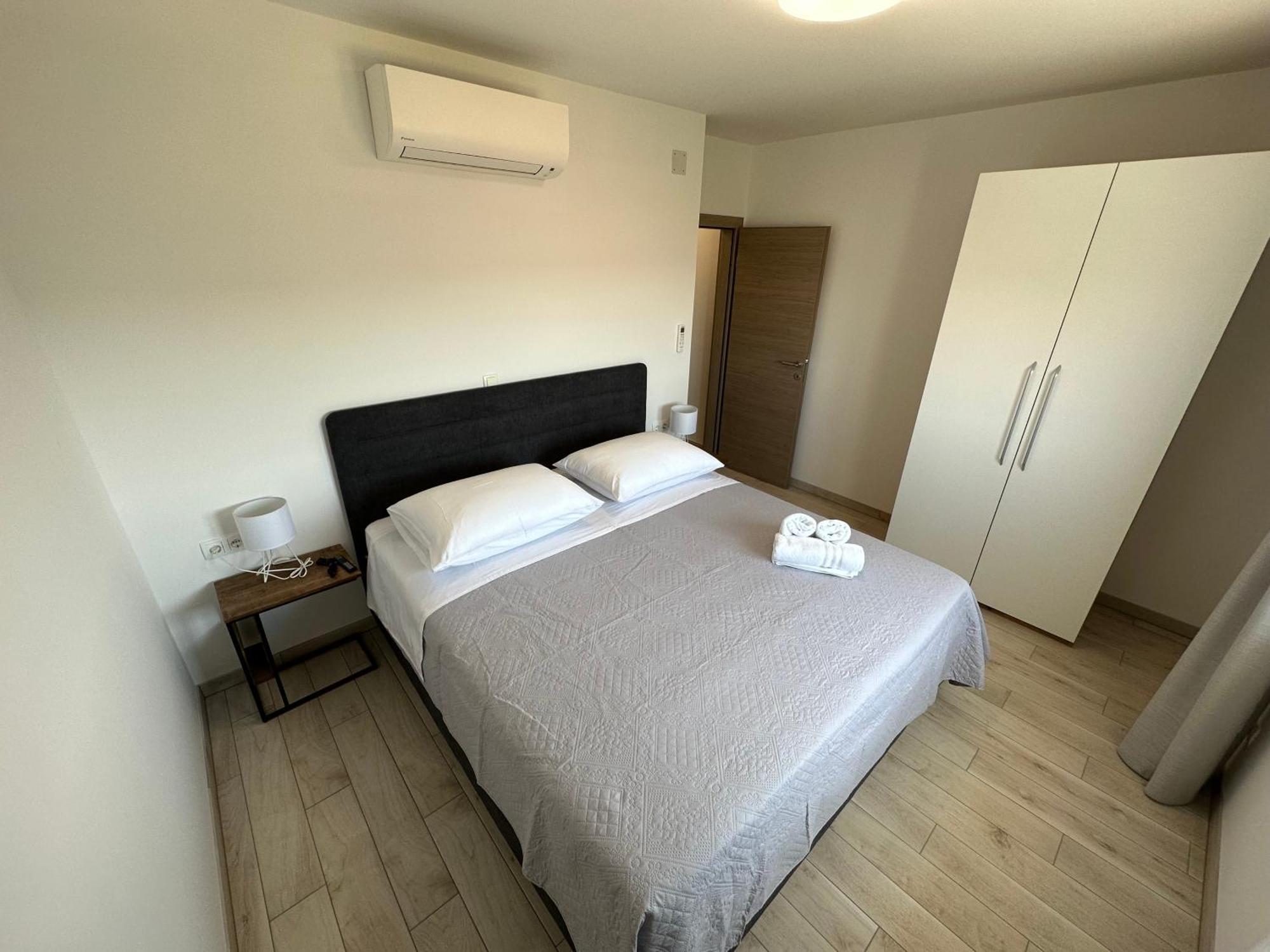 Hill Apartament